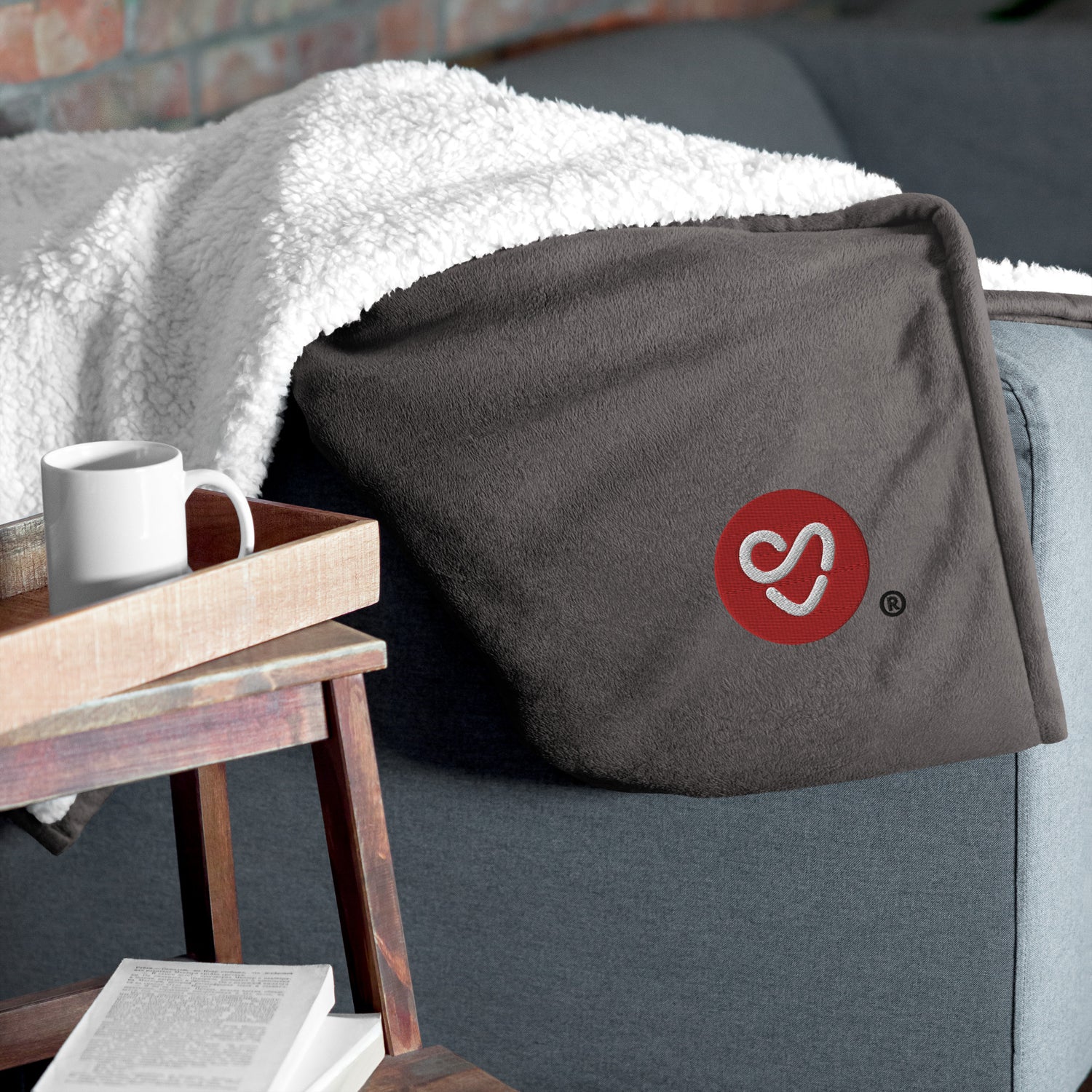 Premium sherpa blanket